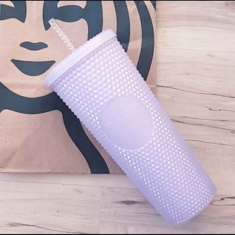 Starbucks Holiday 2021 Icy Lilac Purple
Studded Venti Straw Lid Tumbler 24 oz